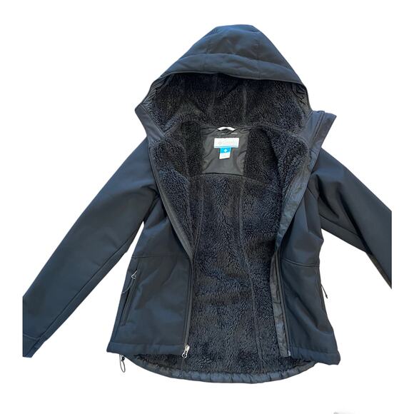 Columbia | Omni Wind Ridge II Softshell Coat - Picture 6 of 10